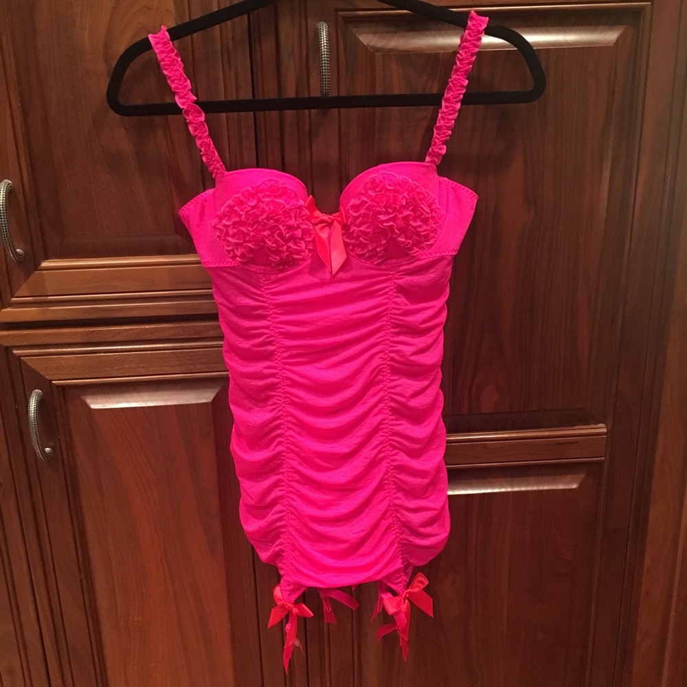 VICTORIA SECRET TEDDY W GARTER BELT 34B